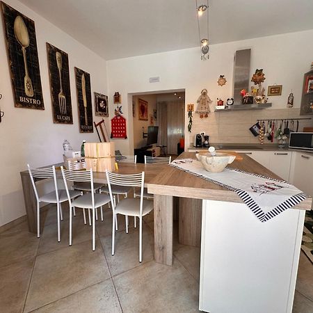 Il Don Minzoni 98 "Casa Vacanze" Лидо-ди-Камайоре Экстерьер фото