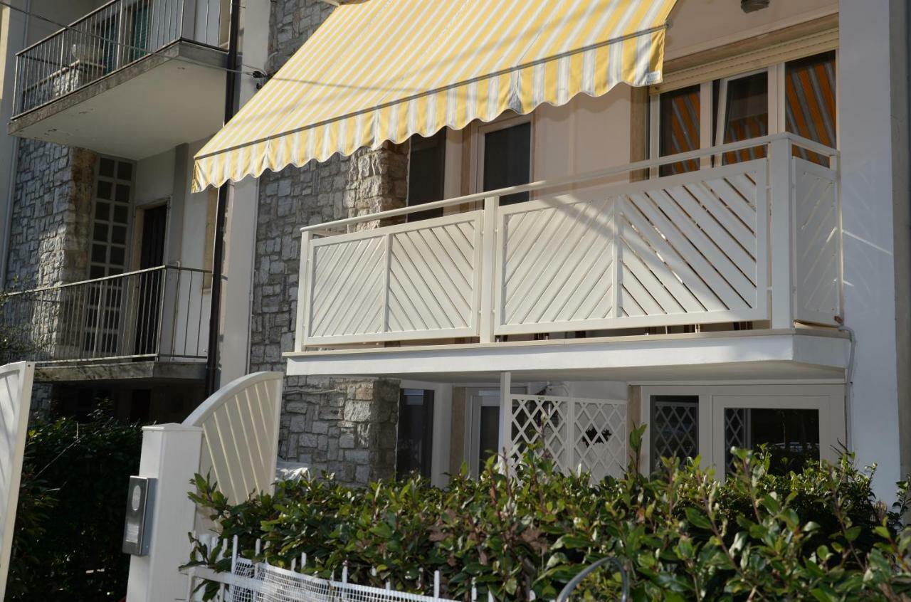 Il Don Minzoni 98 "Casa Vacanze" Лидо-ди-Камайоре Экстерьер фото